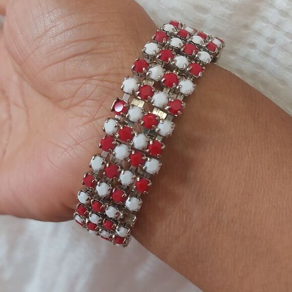 Vintage Red White Prong Set Plastic Rhinestone Hinged Cuff Bracelet - Picture 2 of 7